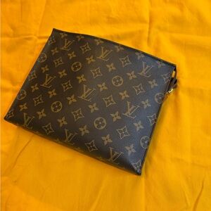 Louis Vuitton Monogram Toiletry Pouch 26